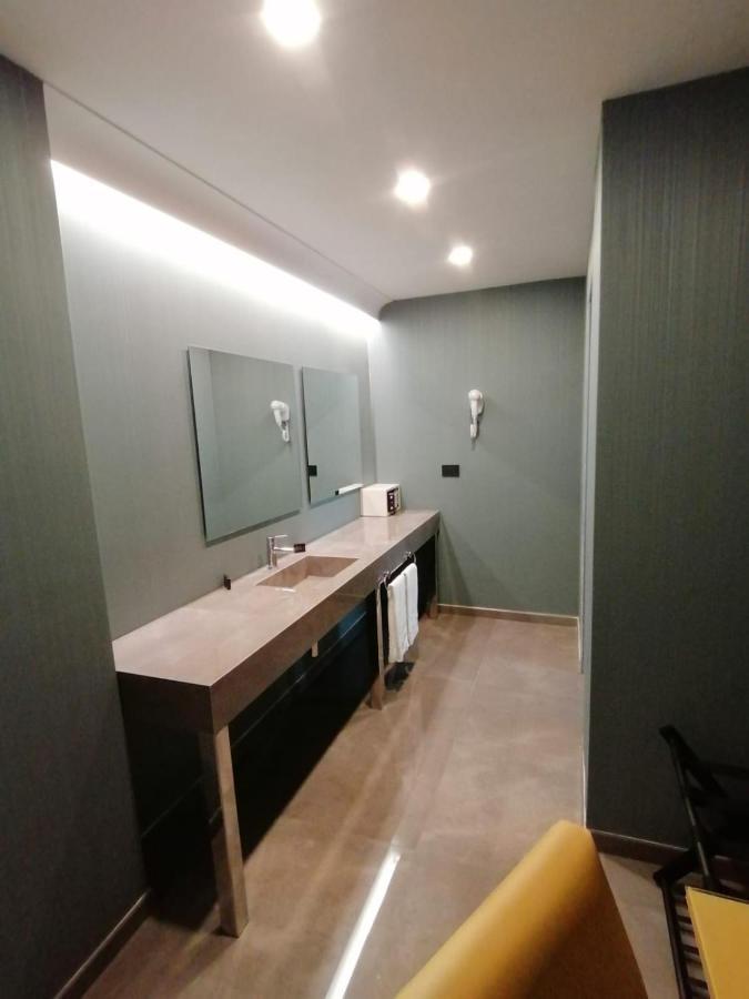 Hotel Xbusiness Nola Zewnętrze zdjęcie