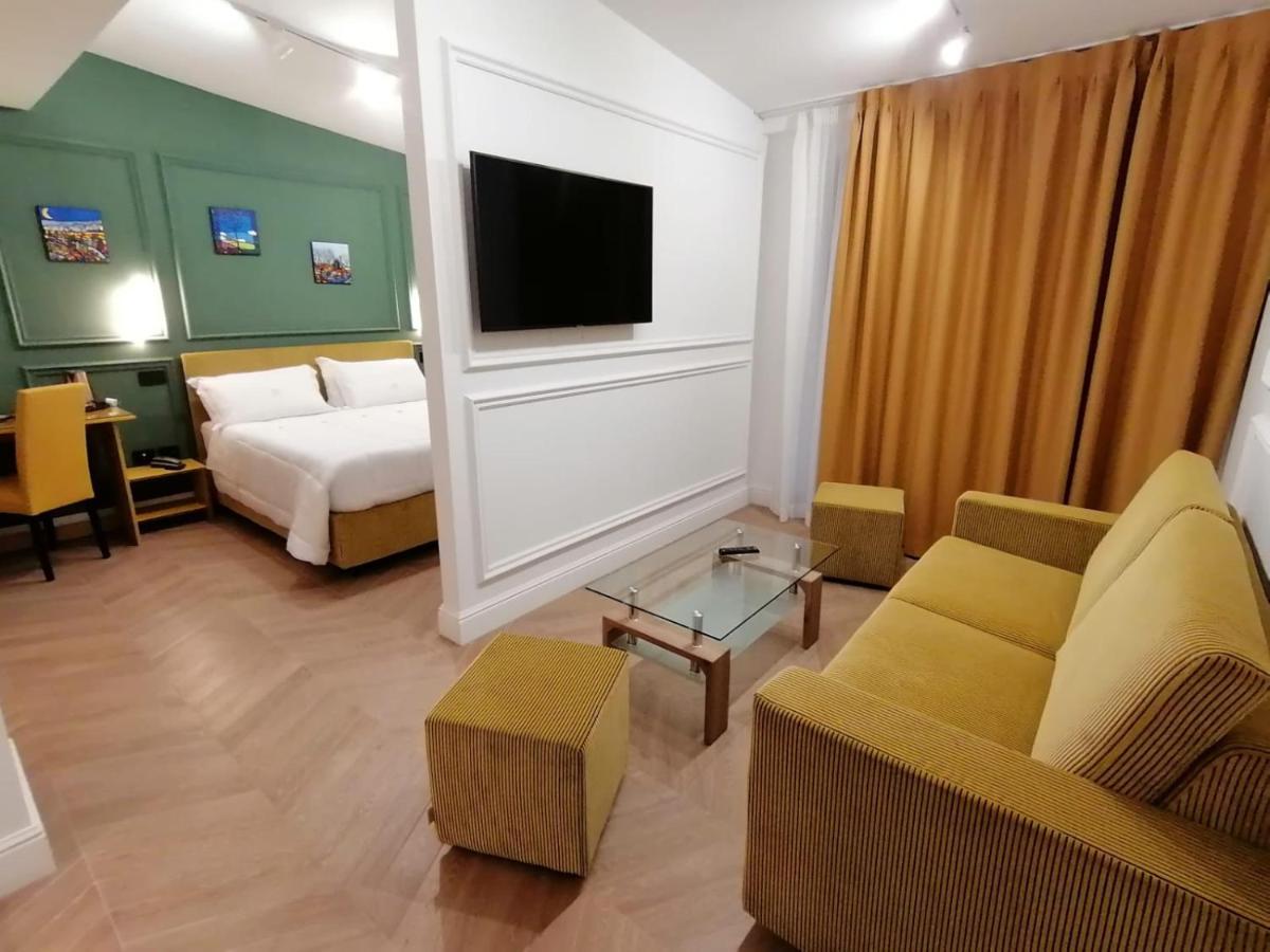 Hotel Xbusiness Nola Zewnętrze zdjęcie